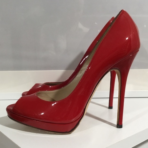 Patent leather peep toe heeled platforms - Picture 4 of 6